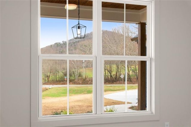 477 Thomason Road, Cleveland, GA 30528