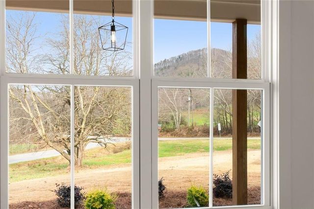 477 Thomason Road, Cleveland, GA 30528