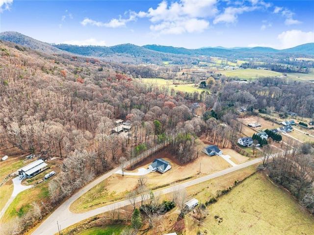 477 Thomason Road, Cleveland, GA 30528