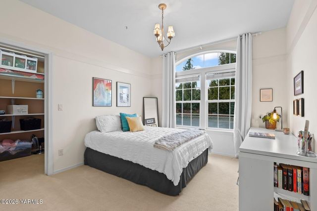 11105 Zier Rd, Yakima, WA 98908