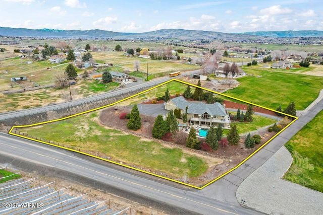 11105 Zier Rd, Yakima, WA 98908