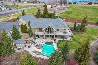 11105 Zier Rd, Yakima, WA 98908