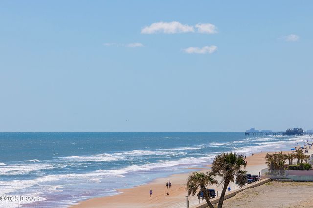 2300 N Atlantic Ave Unit 203, Daytona Beach, FL 32118