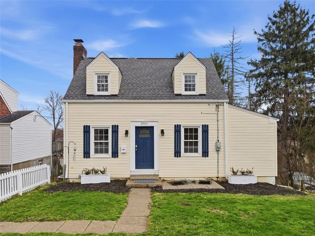 2012 Pleasant St, Bethel Park, PA 15102