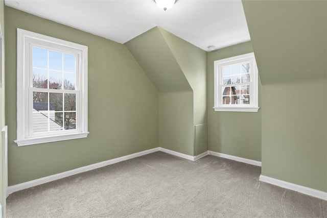 2012 Pleasant St, Bethel Park, PA 15102