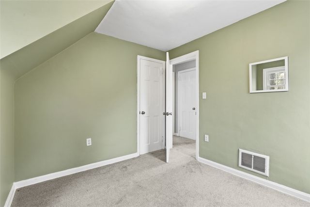 2012 Pleasant St, Bethel Park, PA 15102
