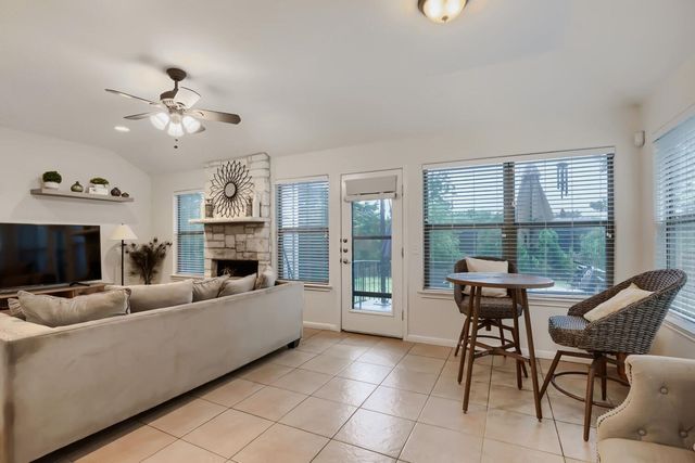 2001 Rain Water DR, Austin, TX 78734