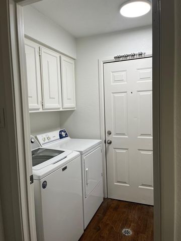 2517 Bering Drive, Houston, TX 77057