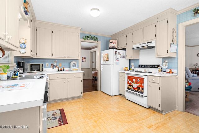 101 Coleridge Court, Rocky Mount, NC 27803