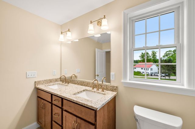 5A Violette Drive, Epping, NH 03042