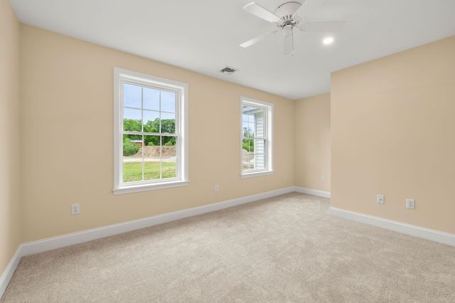 5A Violette Drive, Epping, NH 03042