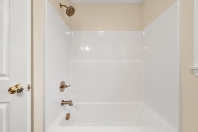 5A Violette Drive, Epping, NH 03042