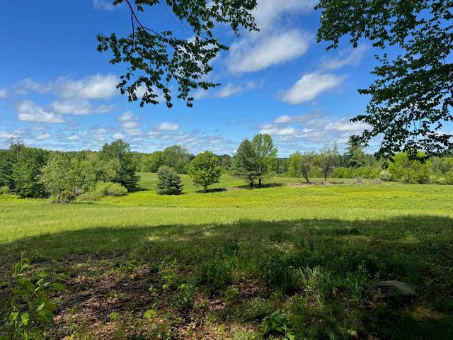 5A Violette Drive, Epping, NH 03042