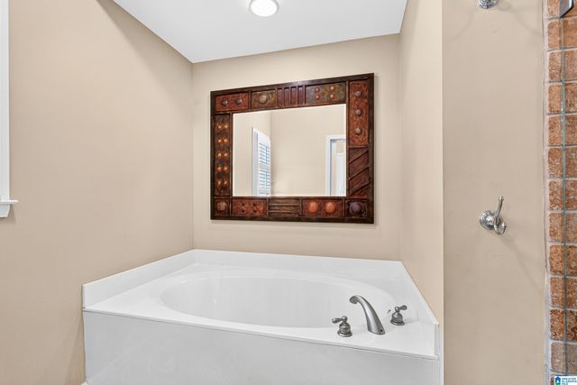 3600 COURTYARD LANE, Birmingham, AL 35216