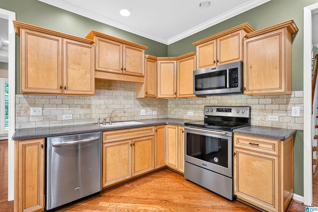 3600 COURTYARD LANE, Birmingham, AL 35216