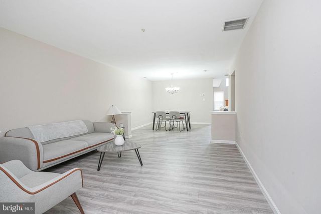 127 BUCKINGHAM WAY, Mount Laurel, NJ 08054
