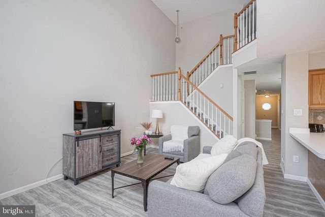 127 BUCKINGHAM WAY, Mount Laurel, NJ 08054