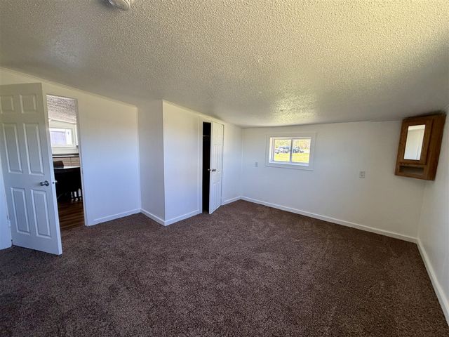 3261 Whitehall Road, Muskegon, MI 49445