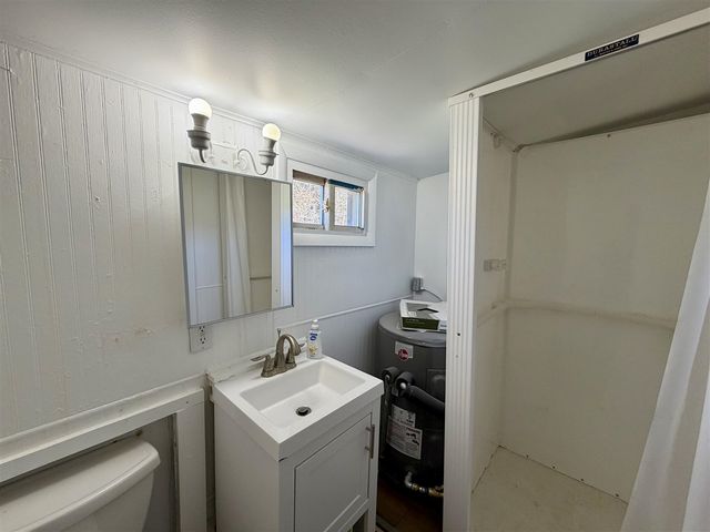 3261 Whitehall Road, Muskegon, MI 49445