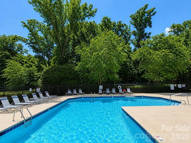 13927 Singleleaf Lane, Charlotte, NC 28278