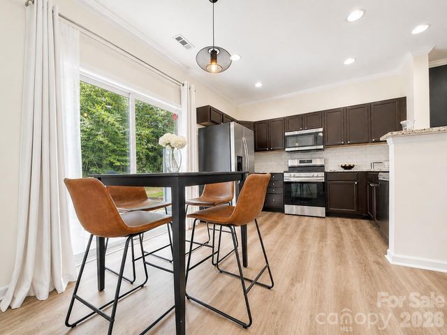 13927 Singleleaf Lane, Charlotte, NC 28278