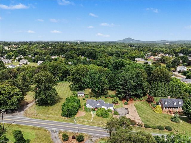 133 Mountain View Road, King, NC 27030