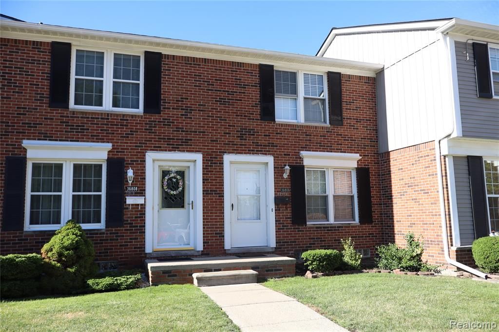 36806 Park Place Drive, Sterling Heights, MI 48310