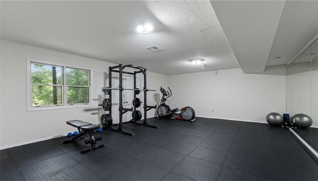 44 Sandwick Drive, Bella Vista, AR 72715