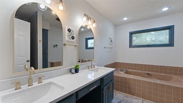 44 Sandwick Drive, Bella Vista, AR 72715