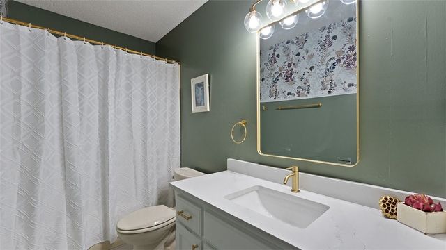 44 Sandwick Drive, Bella Vista, AR 72715