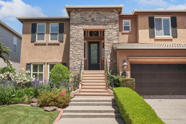 6153 Riverbank Cir, Stockton, CA 95219