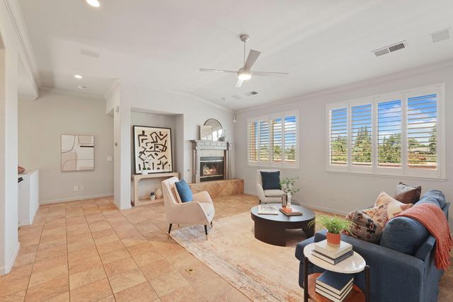 6153 Riverbank Cir, Stockton, CA 95219