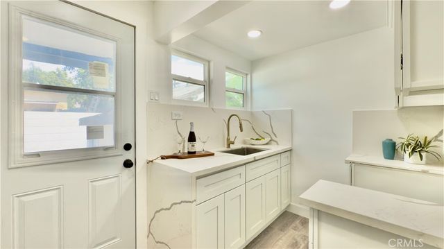 2340 N Thomas, Los Angeles, CA 90031
