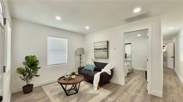 2340 N Thomas, Los Angeles, CA 90031