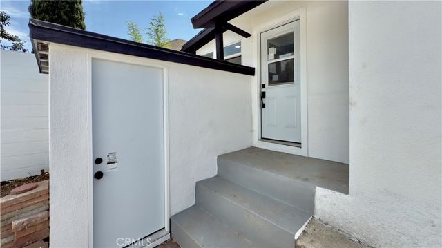 2340 N Thomas, Los Angeles, CA 90031