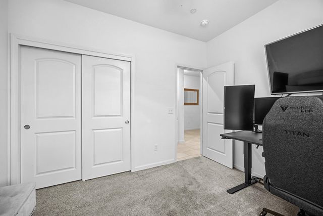 3445 N Atwood Court, Visalia, CA 93291