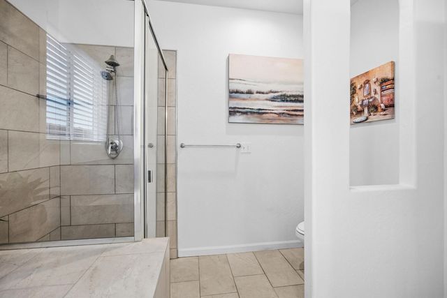 3445 N Atwood Court, Visalia, CA 93291