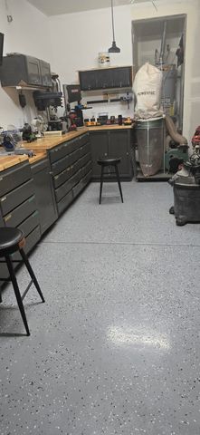 3445 N Atwood Court, Visalia, CA 93291