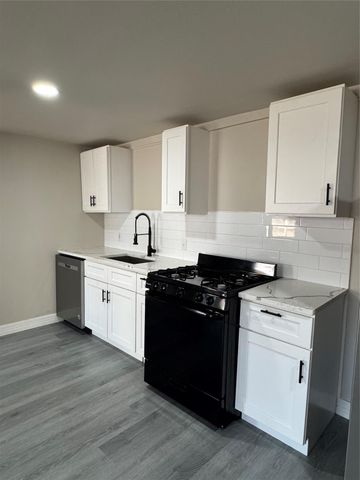 3417 Wisconsin Street C, Baytown, TX 77520