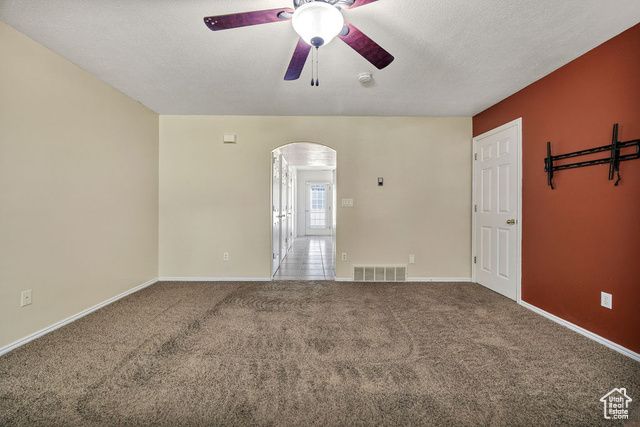 2 N SOMERSET PL, Logan, UT 84341