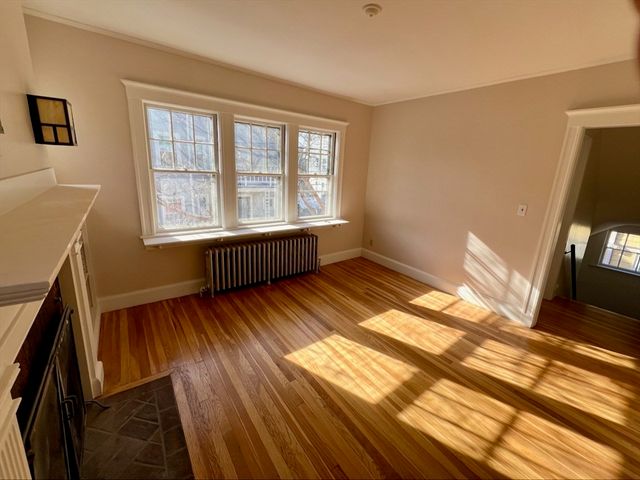 8 Wright St 2, Cambridge, MA 02138