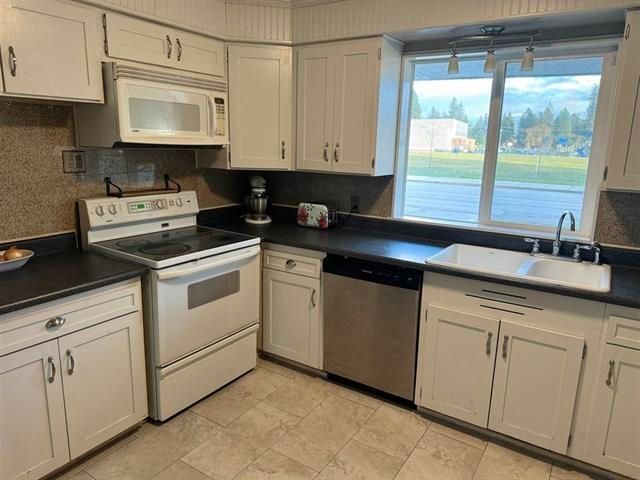 7109 N Monroe St, Spokane, WA 99208
