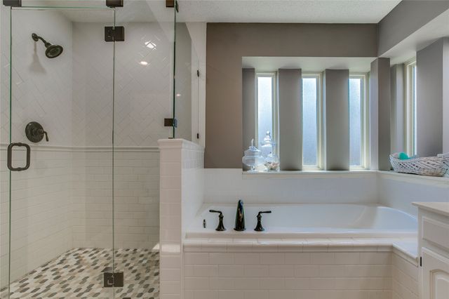 1908 Golden Trail, Carrollton, TX 75010