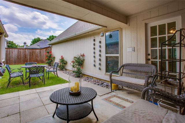 1908 Golden Trail, Carrollton, TX 75010