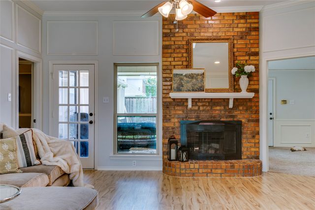 1908 Golden Trail, Carrollton, TX 75010