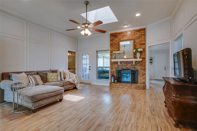 1908 Golden Trail, Carrollton, TX 75010