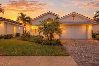 8880 Redonda DR, Naples, FL 34114