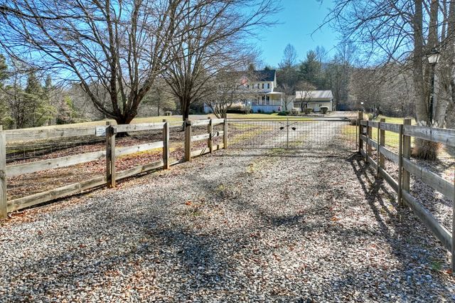 159 Victoria Drive, Blairsville, GA 30512