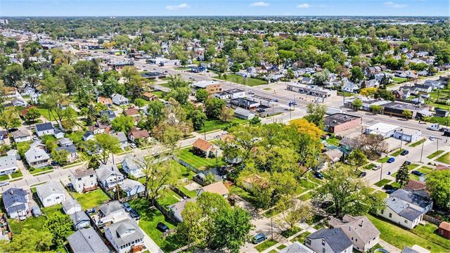 7541 Orchard Avenue, Warren, MI 48091
