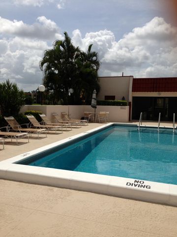 4426 Fountains Drive 4426, Lake Worth, FL 33467